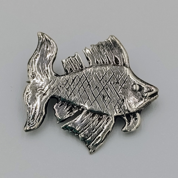 Jewelry - Sterling Silver Fish Pin